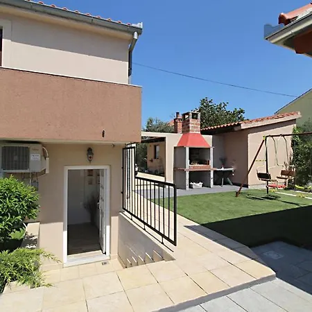 Anda Villa